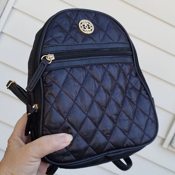 NWT Mimi X Jules Mimi & Jules Medium Quilted Backpack 9" x 8" - Picture 1 of 11